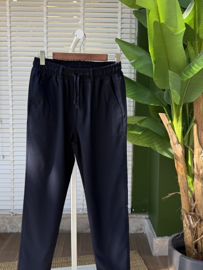 %100 Pamuklu, Arka Cepler Fermuar Detaylı Pantolon